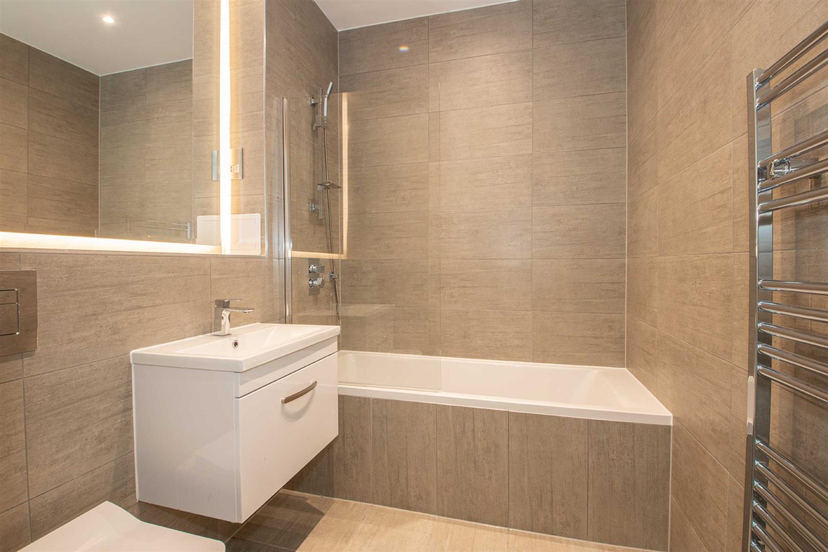 2 Foxhunter Drive, Linford Wood, Milton Keynes